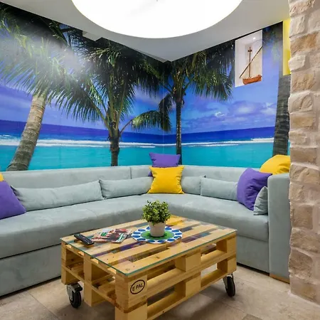 Petra Design Apartment *