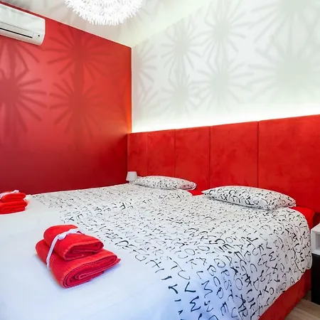 Petra Design Apartment *